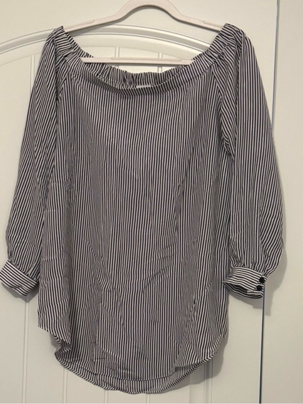 CAbi Bridgette Pinstripe Silk Blouse Convertible On/Off Shoulder Size M Chic